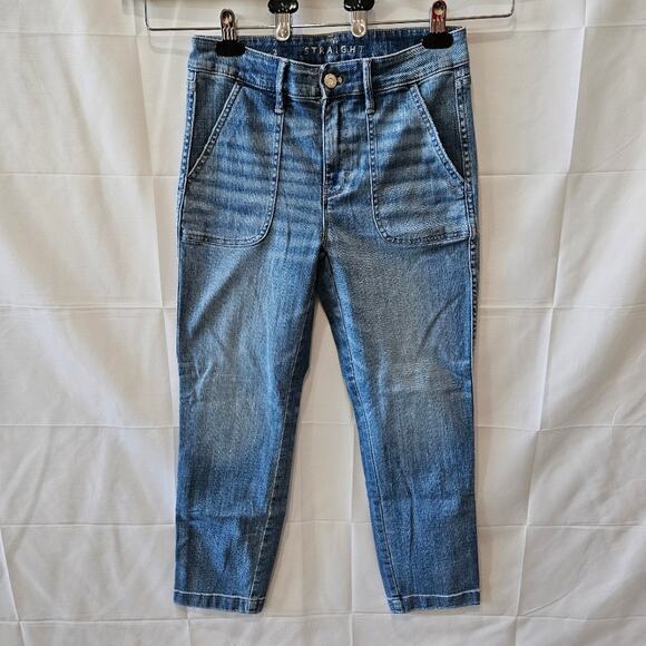 White Black Market Blue The Straight Crop High Rise Blue Jeans Size 2 - Picture 1 of 11
